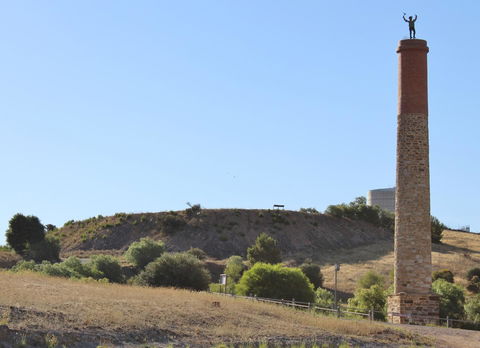 Hillside Cottage - Holiday Find 10