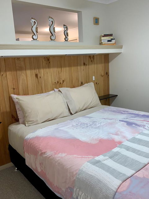 Inna Nutshell - Holiday Find 7