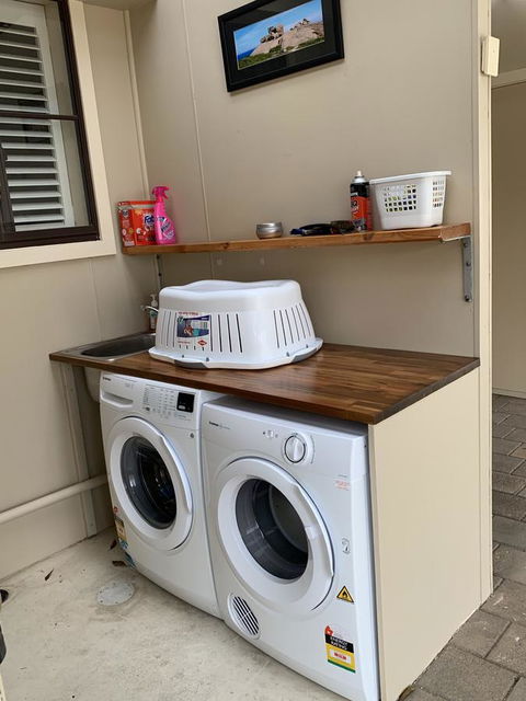 Inna Nutshell - Holiday Find 16