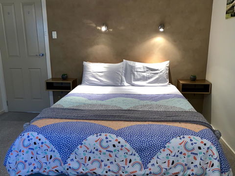 Inna Nutshell - Holiday Find 18