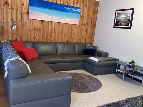 Inna Nutshell - Holiday Find 14