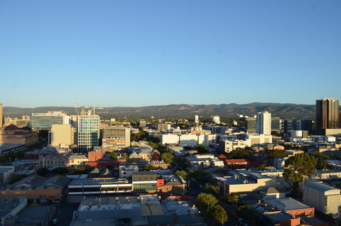 Whitmore SQ - Holiday Find 18