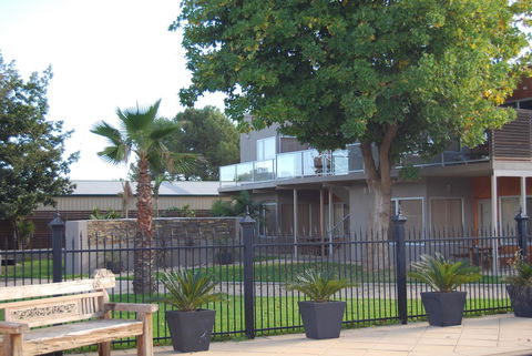 Barossa Valley Apartments - Holiday Find 1