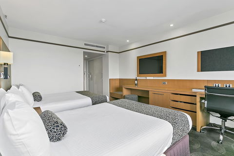 Stamford Plaza Adelaide - Holiday Find 35