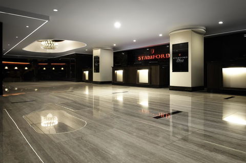 Stamford Plaza Adelaide - Holiday Find 24