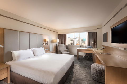 Stamford Plaza Adelaide - Holiday Find 17