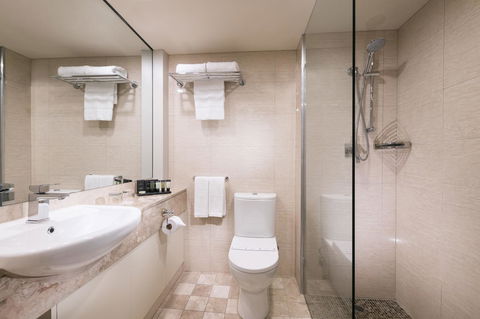 Stamford Plaza Adelaide - Holiday Find 18