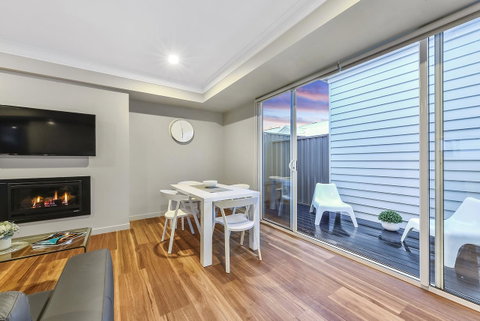 Aloha Central Luxury Apartments - Holiday Find 24