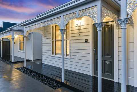 Aloha Central Luxury Apartments - Holiday Find 20