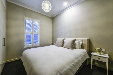 Aloha Central Luxury Apartments - Holiday Find 4