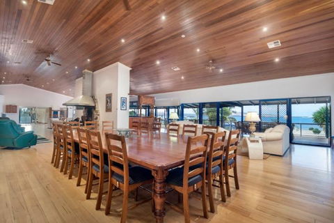 Doyles On The Bay - Holiday Find 12