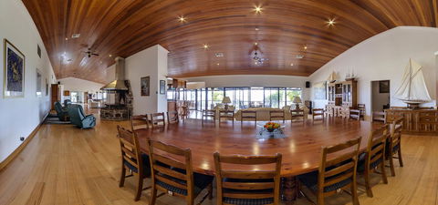 Doyles On The Bay - Holiday Find 22