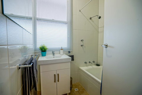 Breakaway Moonta Bay - Holiday Find 11