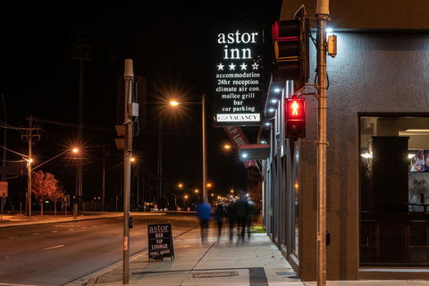 Astor Inn - Holiday Find 20