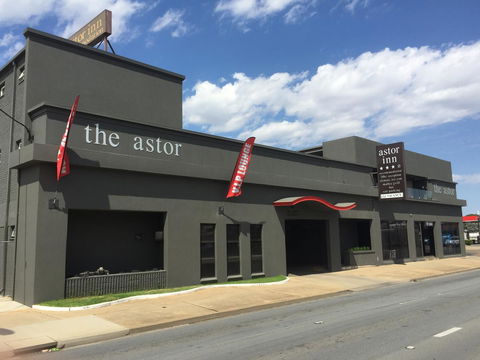 Astor Inn - Holiday Find 3