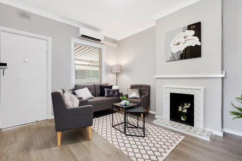Cute And Cosy - Events, Workers, Getaways - Holiday Find 6