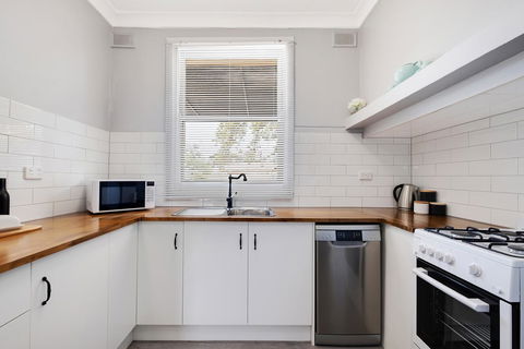Cute And Cosy - Events, Workers, Getaways - Holiday Find 9