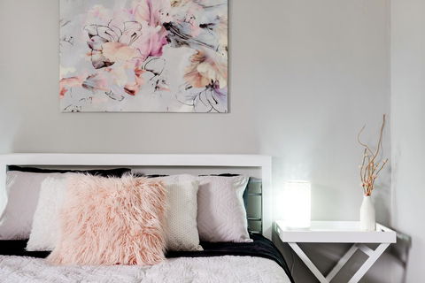 Cute And Cosy - Events, Workers, Getaways - Holiday Find 1