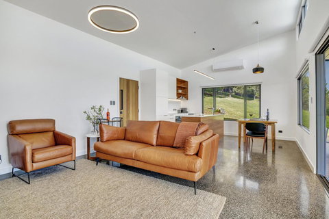 Shadow Creek McLaren Vale - Holiday Find 12