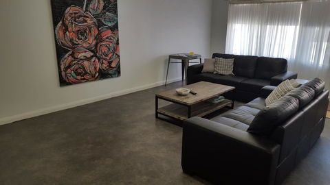 Aart Apartments - Holiday Find 9