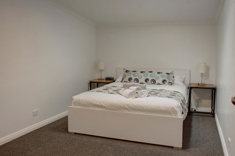 Aart Apartments - Holiday Find 21