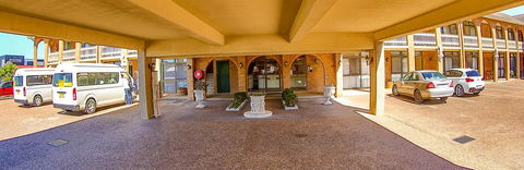 Cumberland Motor Inn - Holiday Find 42