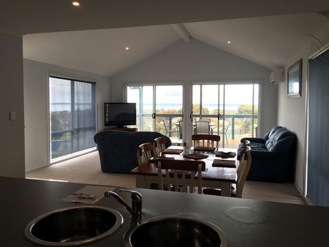 Kangaroo Island Bayview Villas - Holiday Find 16