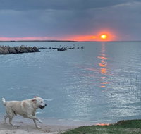 Hydeaway Bay - Own private bay  Kayaks - Holiday Find