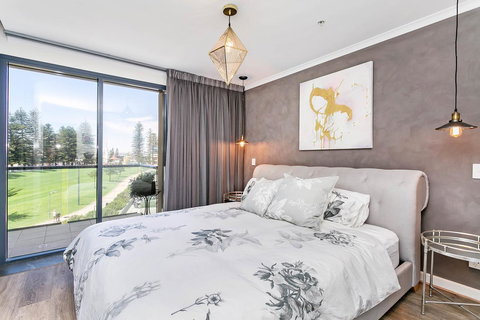 Heart Of Glenelg BnB - Holiday Find 0