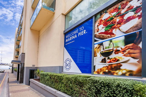 Heart Of Glenelg BnB - Holiday Find 23