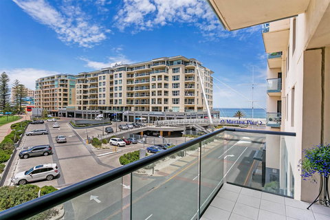 Heart Of Glenelg BnB - Holiday Find 13