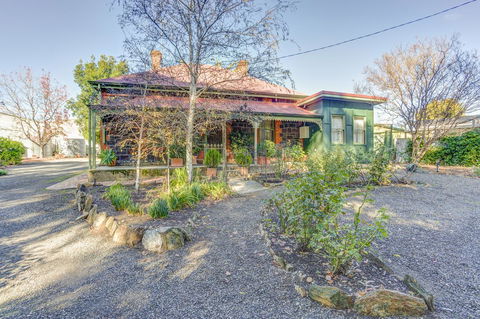 Tanunda Cottages - Holiday Find 9