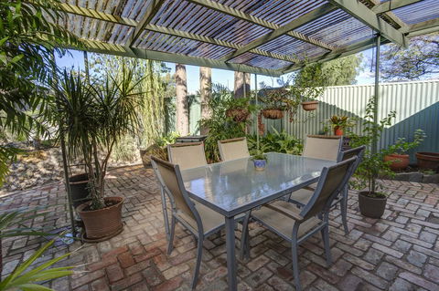 Tanunda Cottages - Holiday Find 17