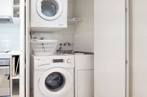 Pacific Blue 278-265 Sandy Pt Rd- Dual Key Access, Wifi, Linen And Air Conditioning - Holiday Find 15