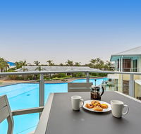 Pacific Blue Apartment 278 265 Sandy Point Road - Holiday Find