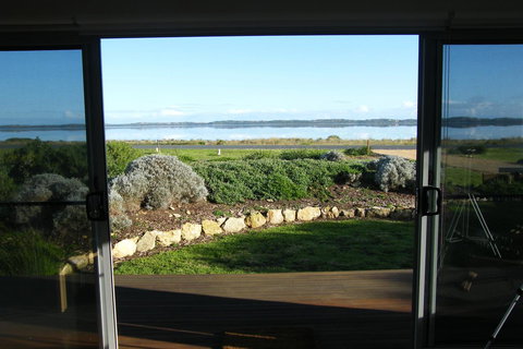 Coorong Waterfront Retreat - Holiday Find 20