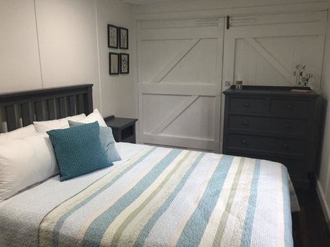 Boatsheds - Holiday Find 3