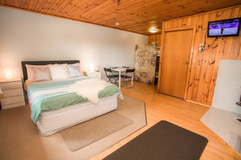 Seppelts View Cabins - Holiday Find 21