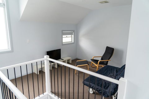 Gawler Townhouse 3 Bedroom - Holiday Find 27