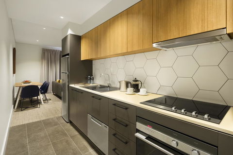 Quest Port Adelaide - Holiday Find 7