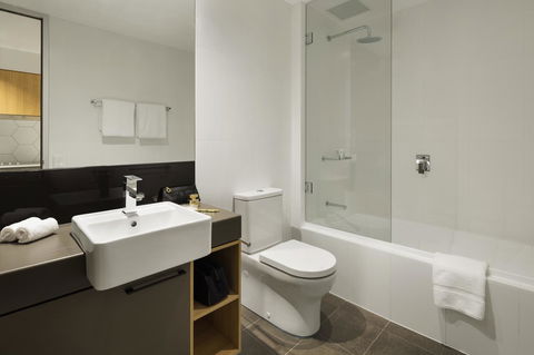 Quest Port Adelaide - Holiday Find 5