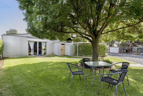 Barossa Retro BnB - Holiday Find 3