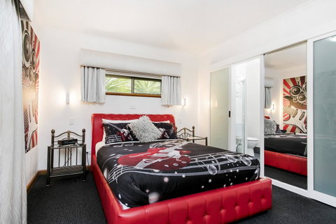Barossa Retro BnB - Holiday Find 7