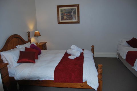 Jacaranda Cottage - Holiday Find 10