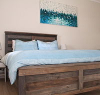 Smugglers Inn Studio Apartments - Holiday Find