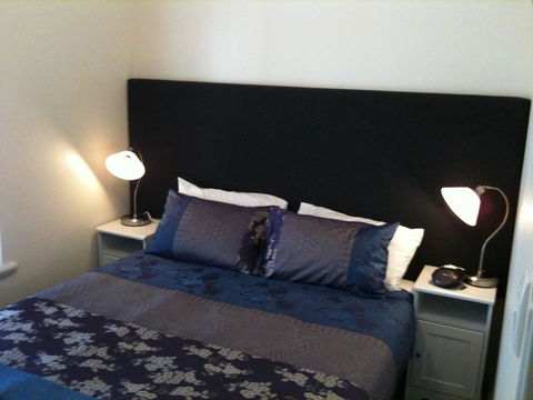 Adelaide - Semaphore Beach Front - Holiday Find 16