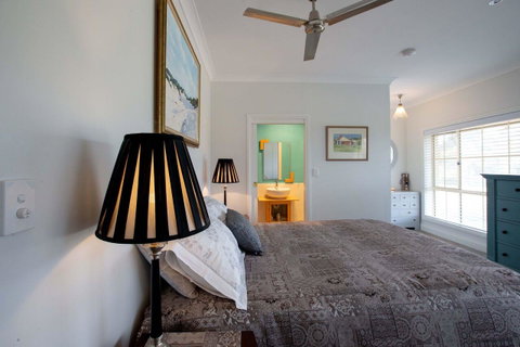 Angaston House - Holiday Find 4