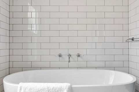 Grandview Accommodation - The Elm Tree Apartments - Holiday Find 20