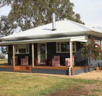 Rabbiters Hut - Holiday Find