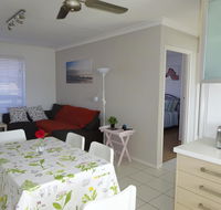 Selene Holiday Apartment West Beach - Holiday Find